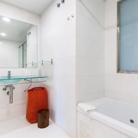 Ola Living Plaza Catalunya *