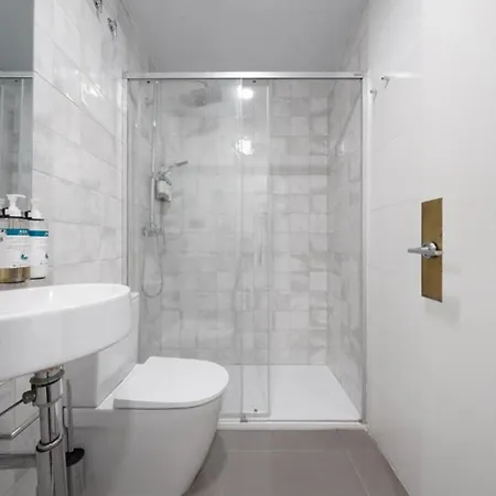 Ola Living Plaza Catalunya Apartment *