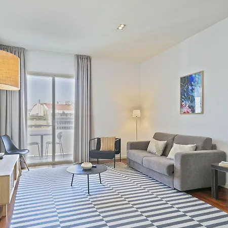 Ola Living Plaza Catalunya Apartment