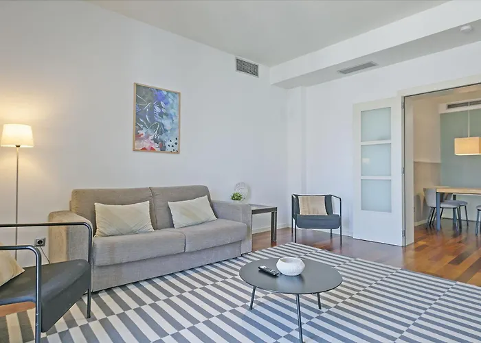Ola Living Plaza Catalunya 公寓 *